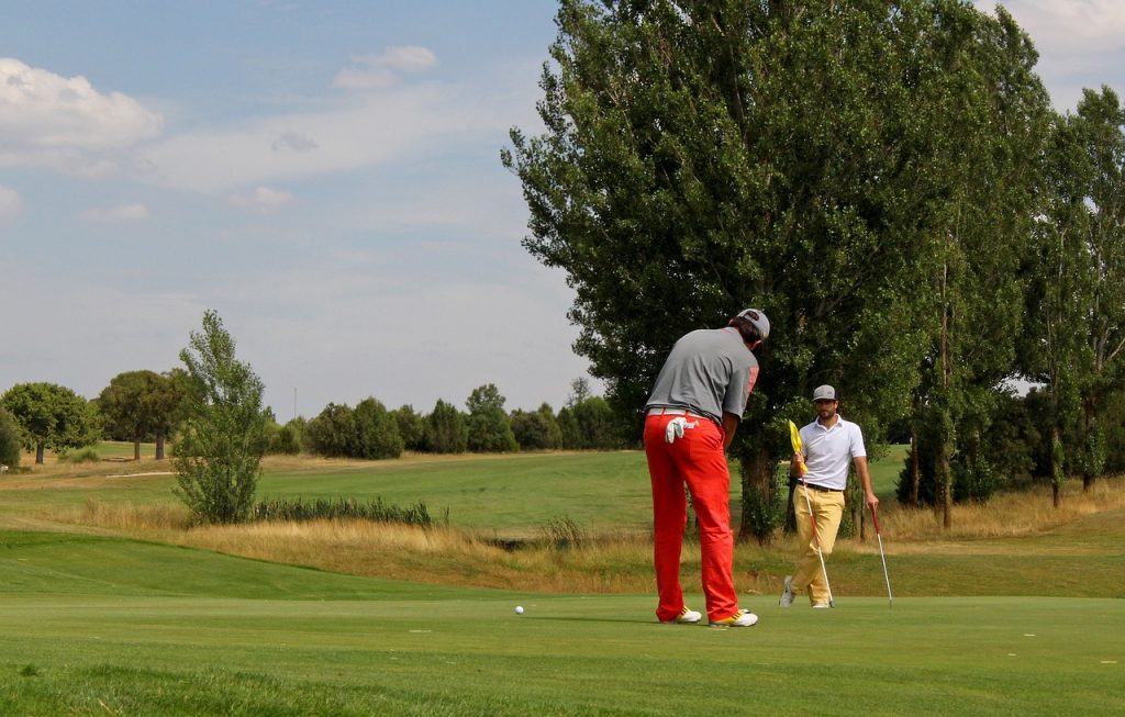 how to chip in golf